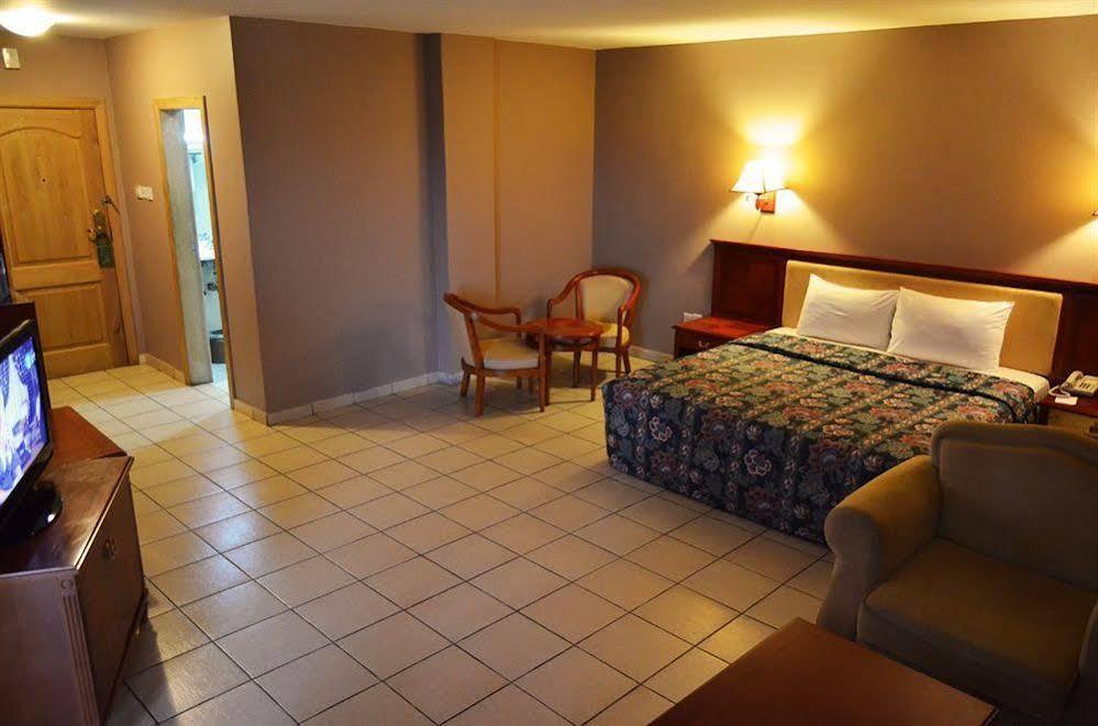 Mensvic Grand Hotel Accra Exteriér fotografie